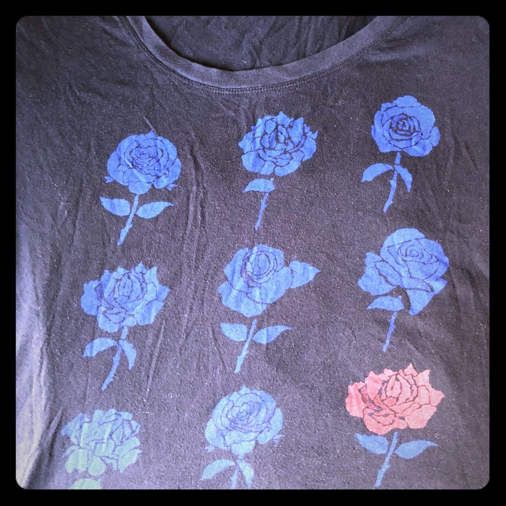 Size 3 Torrid shirt. Great used condition